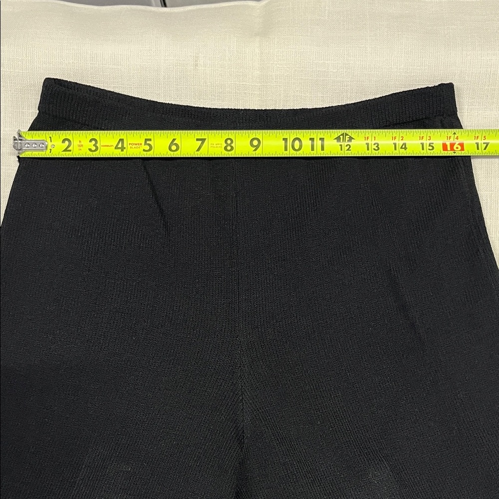 Vintage St. John basic  elastic waste size 12 Black Pants excellent condition - Picture 4 of 12